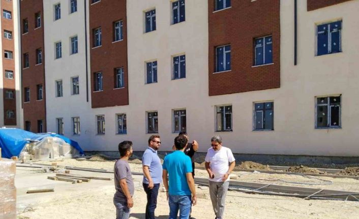 Tabtuk Emre Kız Öğrenci Yurdu inşaatında inceleme yapıldı