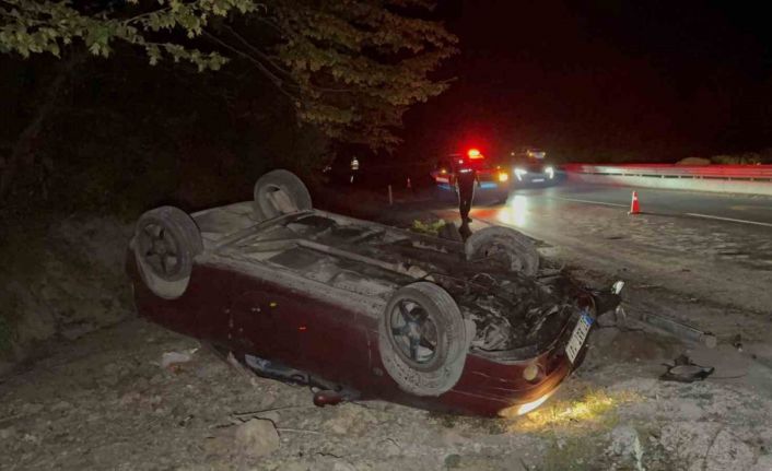 Takla atan otomobilde kalbi duran sürücüyü sağlık ekipleri kurtardı