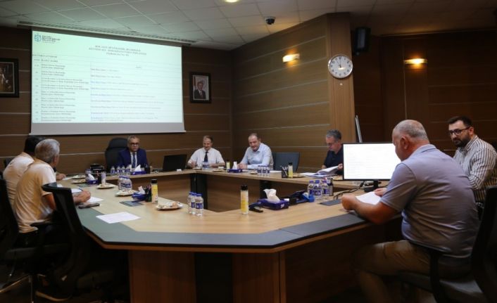 Tarihi geçmiş ürün satan 21 markete ceza