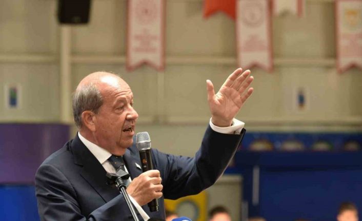 Tatar: "İki bayrakla, insanlık ve çağ dışı izolasyonlara meydan okuyacağız"