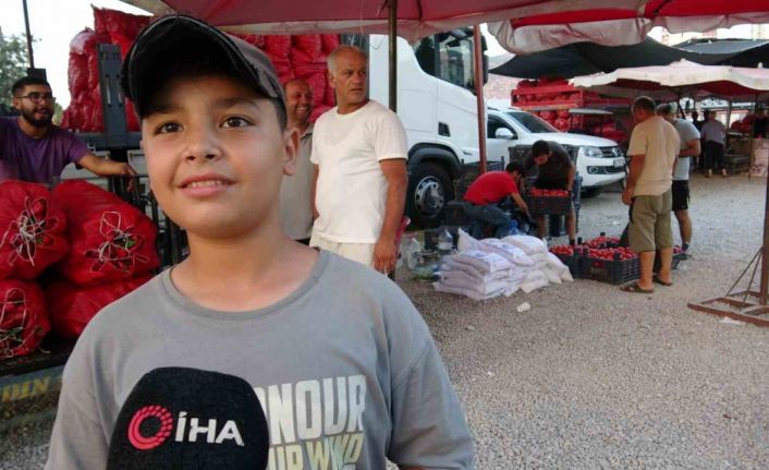 Tatilin son günlerinde 12 yaşındaki Barış hayali için çalışıyor