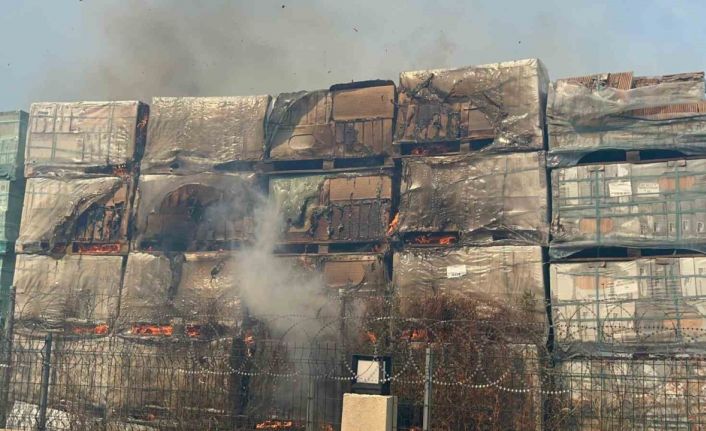 Tekirdağ Çorlu’da tekstil fabrikası ve seramik deposunda yangın