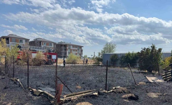 Tekirdağ’da çocuklar yangın çıkarıp kaçtı