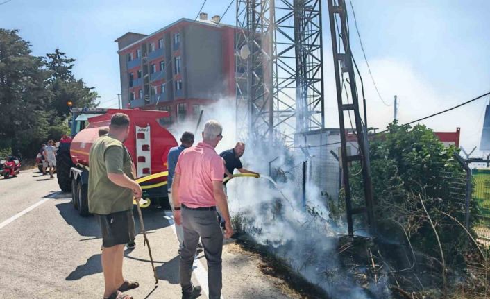 Tekirdağ’da yol kenarında çıkan yangın büyümeden söndürüldü