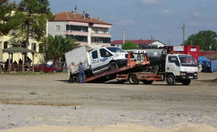 Tekkeköy Belediyesi’nde 10 araca haciz