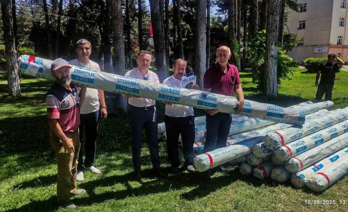 Tepebaşı’nda çiftçilere hibeli sera naylonu desteği verildi