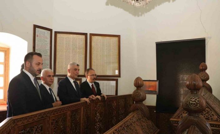 Ticaret Bakanı Bolat, Siirt’te bir dizi ziyarette bulundu