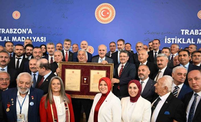 Trabzon’a İstiklal Madalyası verilmesi töreni