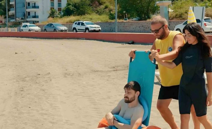 Trabzon’da engelsiz plaj hizmeti beğeni topluyor