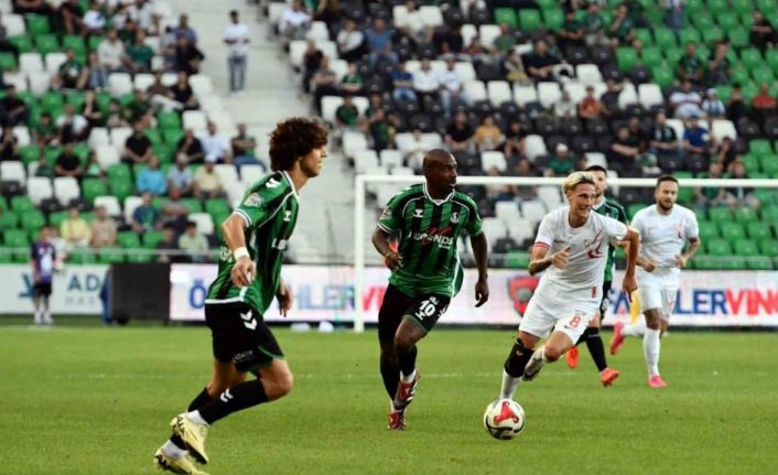 Trendyol 1. Lig: Sakaryaspor: 1 - Boluspor: 4