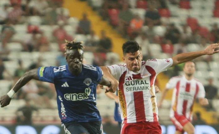 Trendyol Süper Lig: Antalyaspor: 2 - Kasımpaşa: 1 (Maç sonucu)