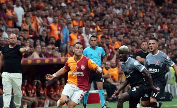 Trendyol Süper Lig: Galatasaray: 1 - Fatih Karagümrük: 0 (İlk yarı)