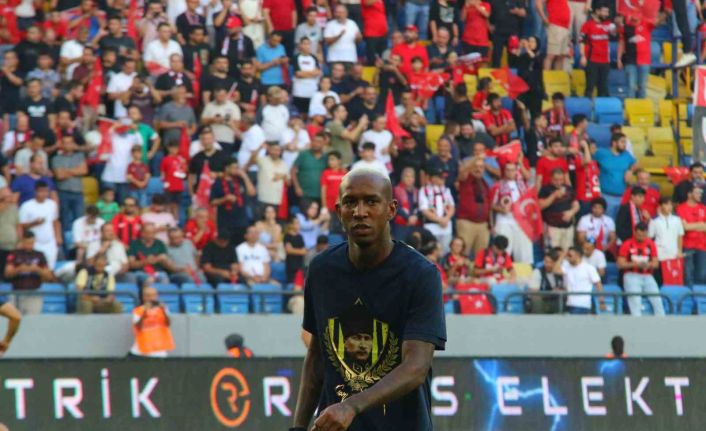 Trendyol Süper Lig: Gençlerbirliği: 0 - Fenerbahçe: 1 (Maç devam ediyor)