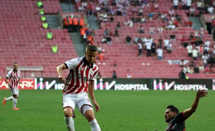 Trendyol Süper Lig: Samsunspor: 1 - Gençlerbirliği: 0 (İlk yarı)