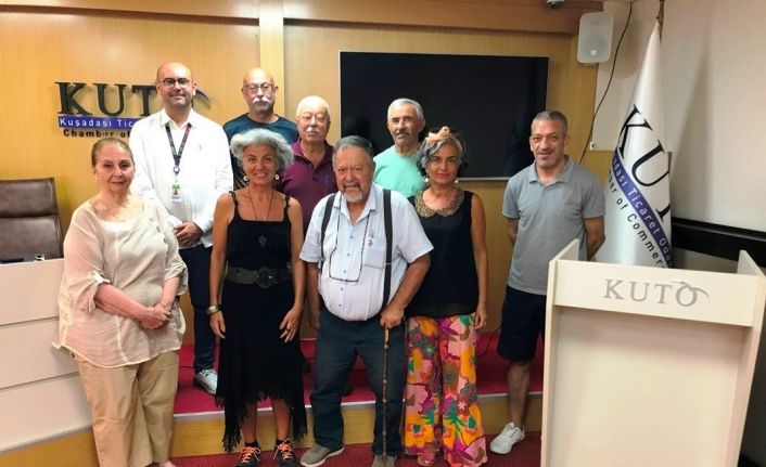 Turist rehbelerinin en büyük sıkıntısı kaçak turlar ve kaçak rehberler