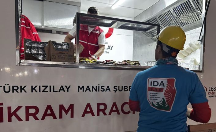 Türk Kızılay Manisa’dan deprem ve yangın bölgelerine destek