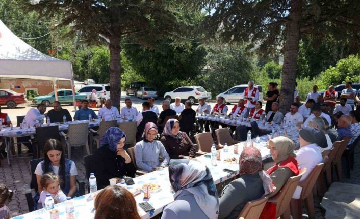Türk Kızılay Yahyalı Gönüllü Merkezi açıldı