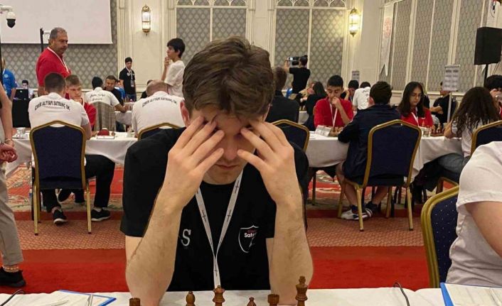 Türkiye İş Bankası Satranç Süper Ligi’nde şampiyonluk mücadelesi devam ediyor