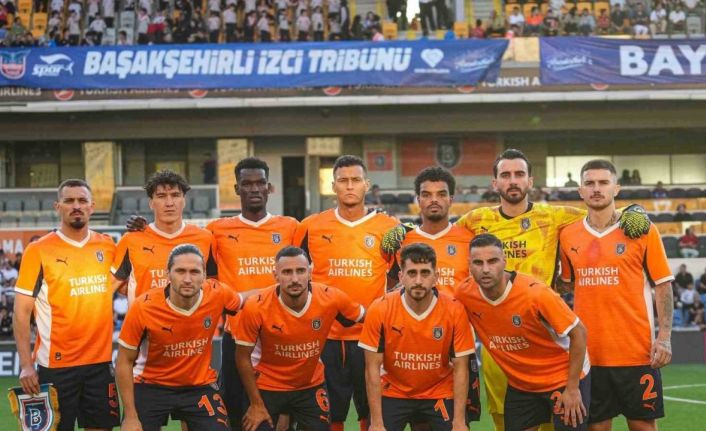 UEFA Konferans Ligi: Başakşehir: 1 - Viking: 1 (İlk yarı)