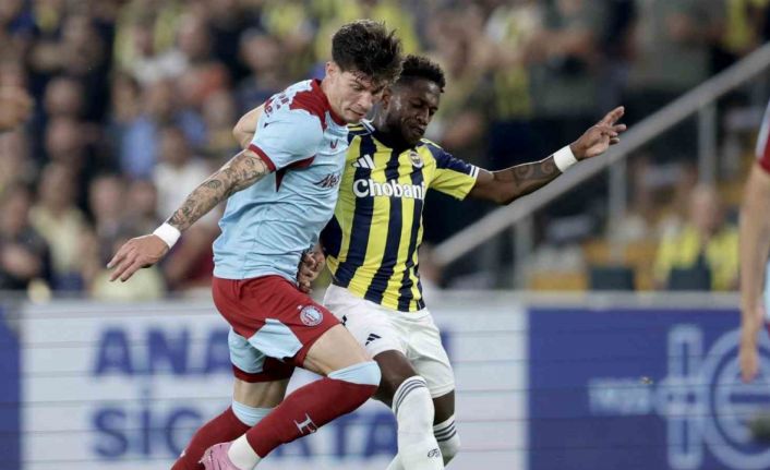 UEFA Şampiyonlar Ligi: Fenerbahçe: 0 - Feyenoord: 0 (Maç devam ediyor)