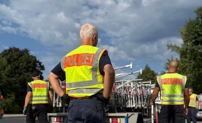 Ukrayna Devlet Başkanı Zelenskiy’den Berlin’e sürpriz ziyaret