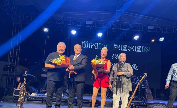 Ümit Besen ve Pamela İncirliova halkı ile buluştu