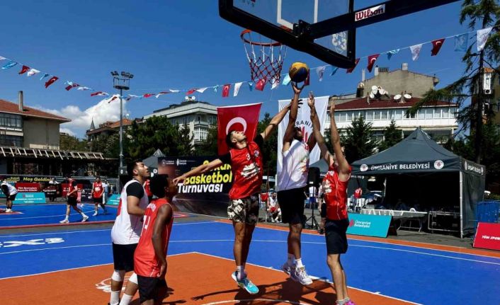 Ümraniye’de ’3x3 Sokak Basketbolu’ heyecanı yaşandı