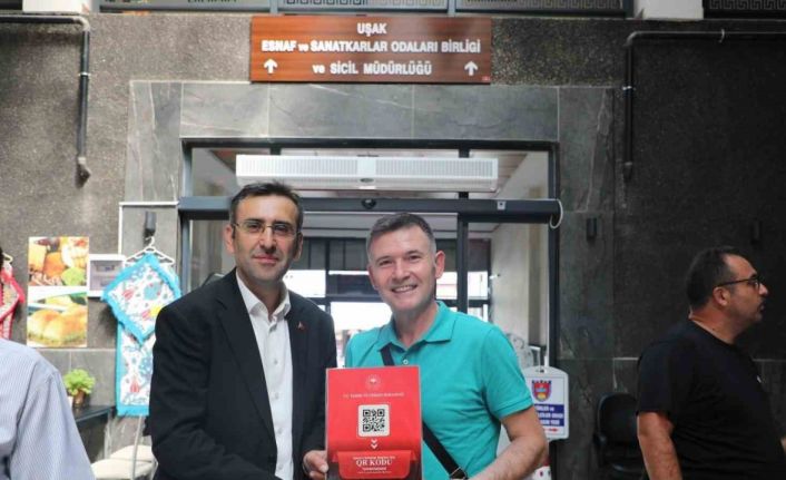 Uşak’ta gıda işletmelerinde karekod uygulaması bilgilendirmeleri sürüyor