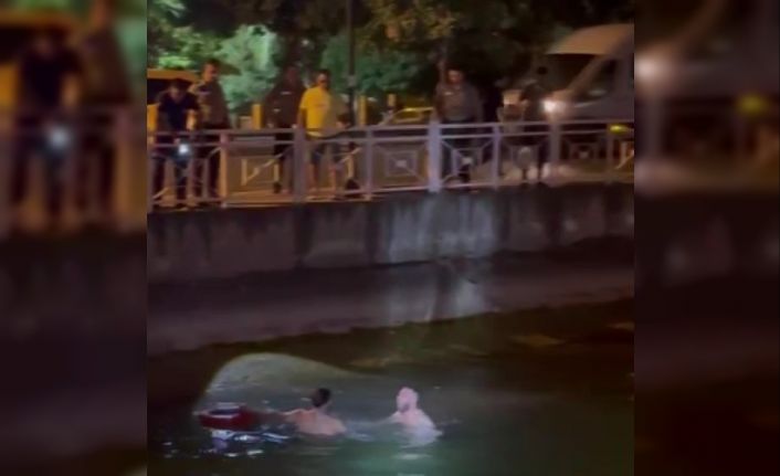 Uygulamaya girmemek için kanala atladı, boğulmaktan vatandaşlar kurtardı