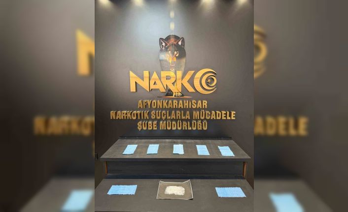 Uyuşturucu ticareti yaptığı belirlenen 2 şahıs tutuklandı