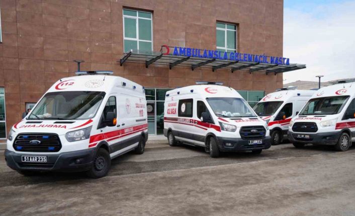 Üzerine dolap devrilen küçük kız hayatını kaybetti