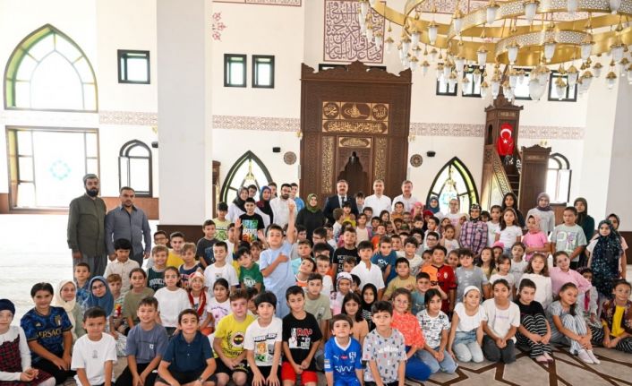 Vali Aktaş, Yaz Kur’an kursunu ziyaret etti