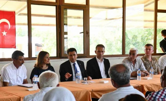 Vali Aygöl vatandaşlarla bir araya geldi