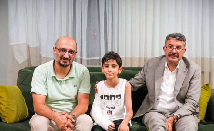 Vali Çelik’ten, Elyasa’ya geçmiş olsun ziyareti