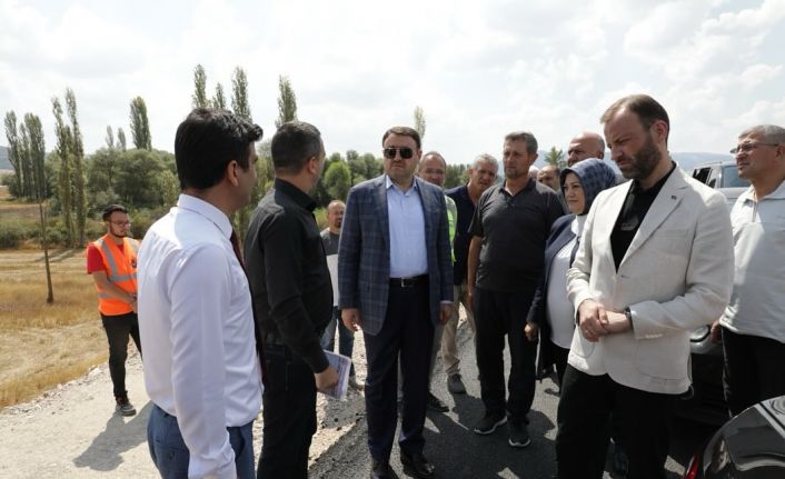 Vali Musa Işın, Hisarcık-Emet köprüsünde incelemelerde bulundu