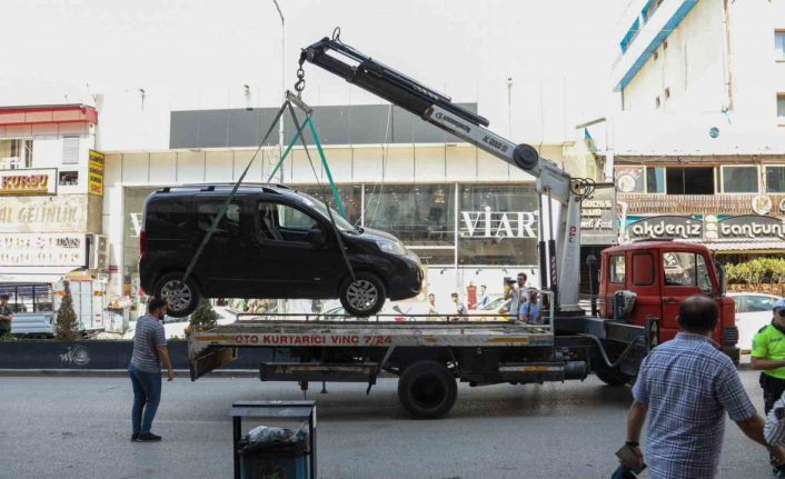 Van’da otobüs durakları, engelli rampaları ve yaya geçitlerinde sıkı denetim