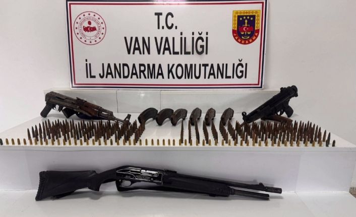 Van’da silah ve mühimmat ele geçirildi