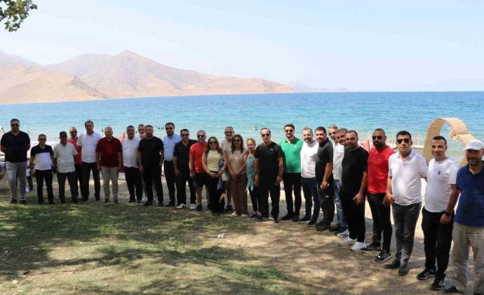 Van’da turizm acenteleri bir araya geldi