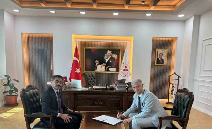 Varto’da 200 kişilik yurt için imzalar atıldı