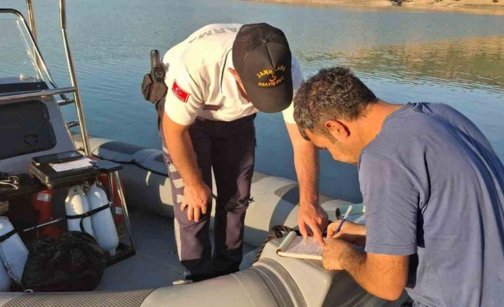 Yasak ağ ile balık tutan şahsa ceza