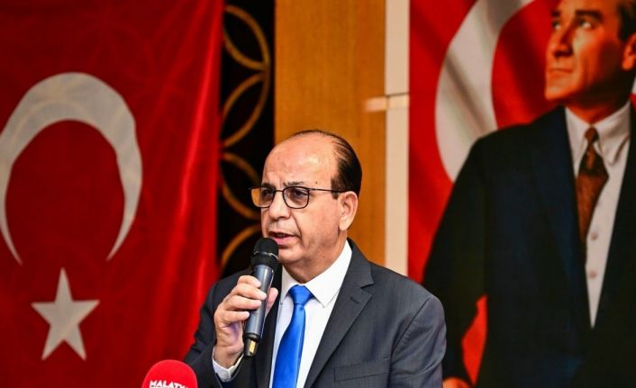 Yeşilyurt Belediyesi hizmet değerlendirme toplantısı yoğun ilgi gördü