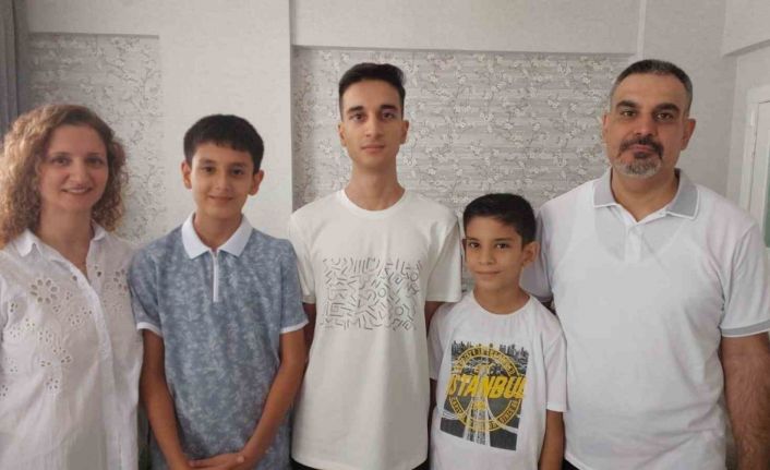 YKS Türkiye birincisi Ahmet Eren Özyurtseven’in tercihi belli oldu