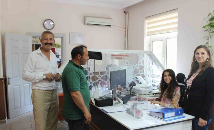 Yoğun ve fedakar çalışma ile ilçe halkının takdirini kazandılar