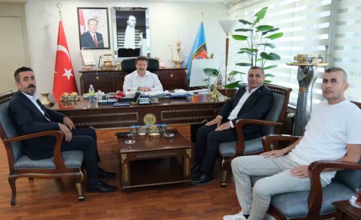 Yüksekova’da 50 yıllık dönem sona erdi: Yeni plaka boyama makinesi hizmete başladı