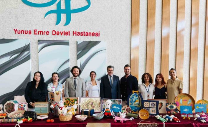 Yunus Emre Devlet Hastanesi’nde ’Geleneksel El Sanatları Sergisi’ açıldı