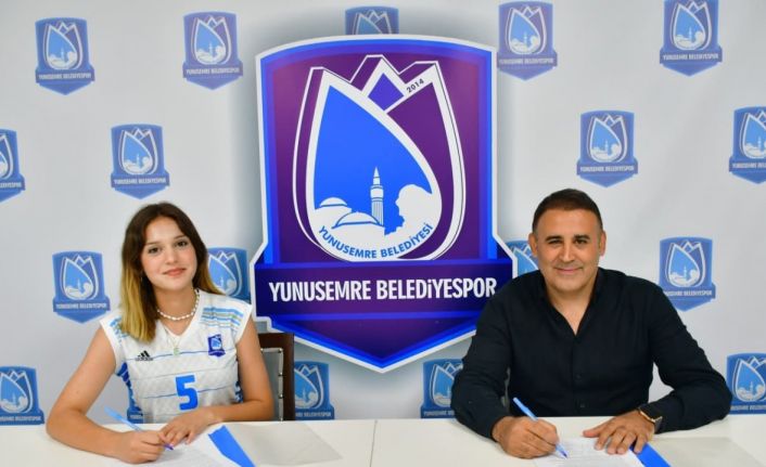 Yunusemre Belediyespor genç smaçör Sude Barın’ı renklerine bağladı