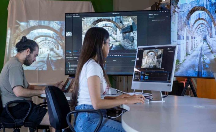 Zirveye ‘İzmir Ekonomi’ imzası