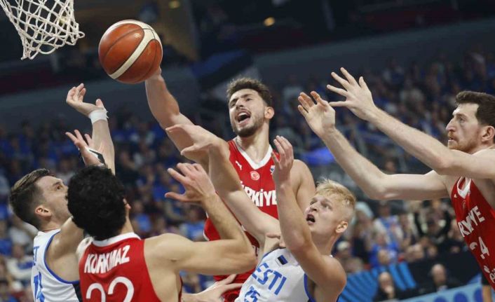 12 Dev Adam, Avrupa Şampiyonası’nda 4’te 4 yaptı