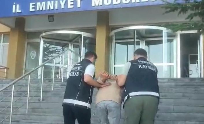 13 yıl kesinleşmiş hapis cezasıyla aranan uyuşturucu taciri yakalandı