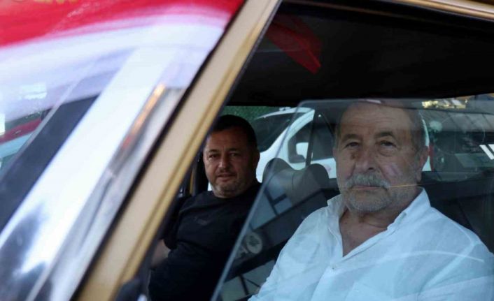 42 yıl önceki gelin arabasıyla düğün gününe yolculuk